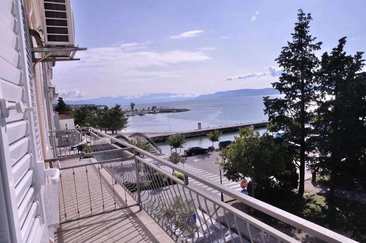 Paril Apartment Crikvenica